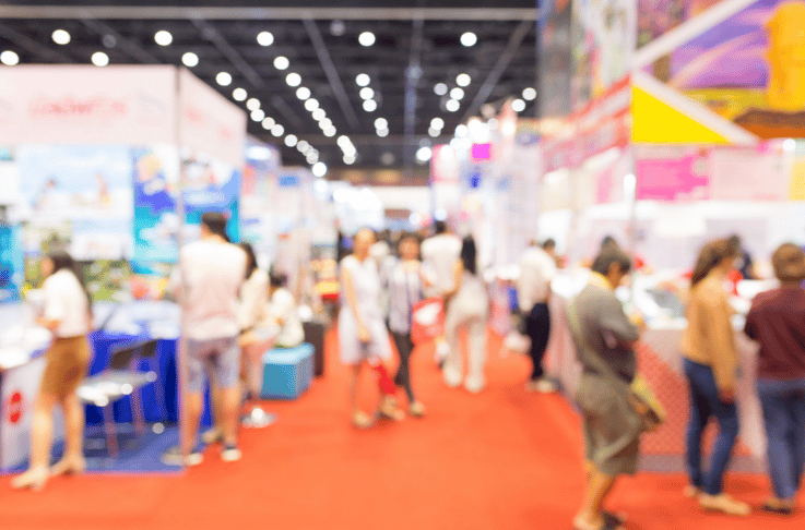 8 Ways To Help Manage Foot Traffic At Your Retail Store When It Gets Busy