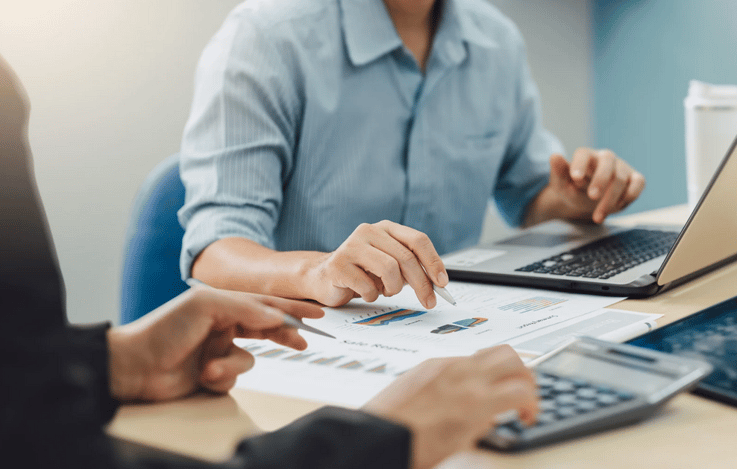 Managing Spring Cash Flow Challenges For Small Businesses 