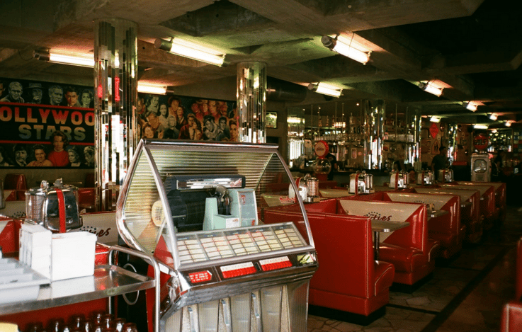 5 Nostalgic Things We Rarely See Today
