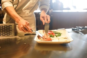 7 Ways Restaurants Can Use Video To Draw In Customers