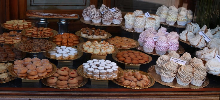 sweets-887722_1920